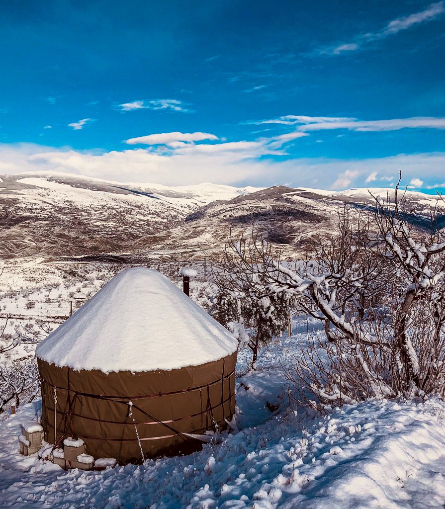 10 foot Yurt Workshop yurt in snow